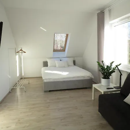 Warzecha Miloszyce Bzowa 40/6 * Jelcz-Laskowice