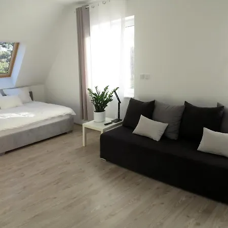 Apartment Warzecha Miloszyce Bzowa 40/6 Jelcz-Laskowice